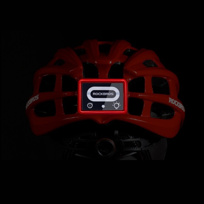 Cască AERIUM ROCKBROS Ultralight cu lanternă cu LED neagră