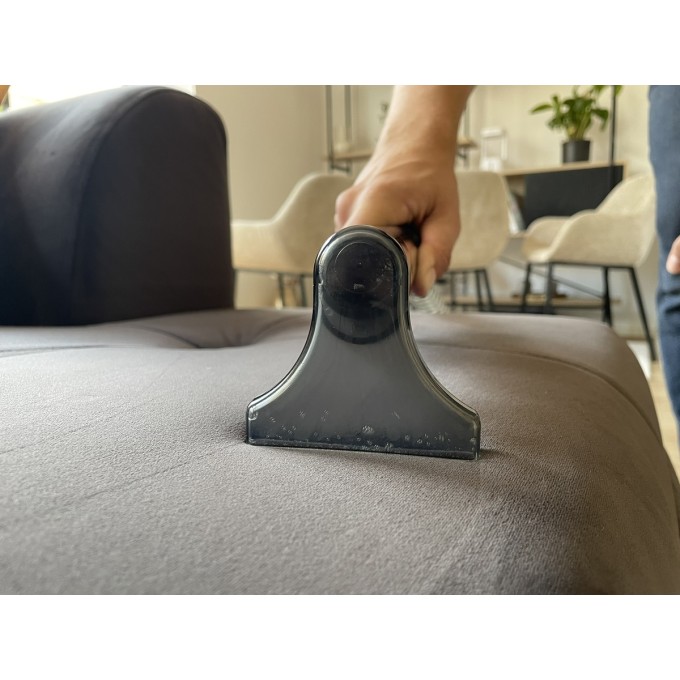 Aspirator pentru tapițerii și scaune auto AERIUM R1600 Clean Professional